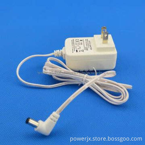 Top Quality UK Plug Wall Charger for iPhone, 7.5W Maximum Power